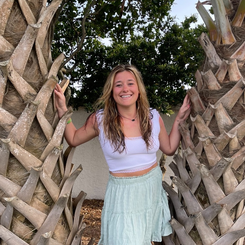 Meet your Posher, Alix